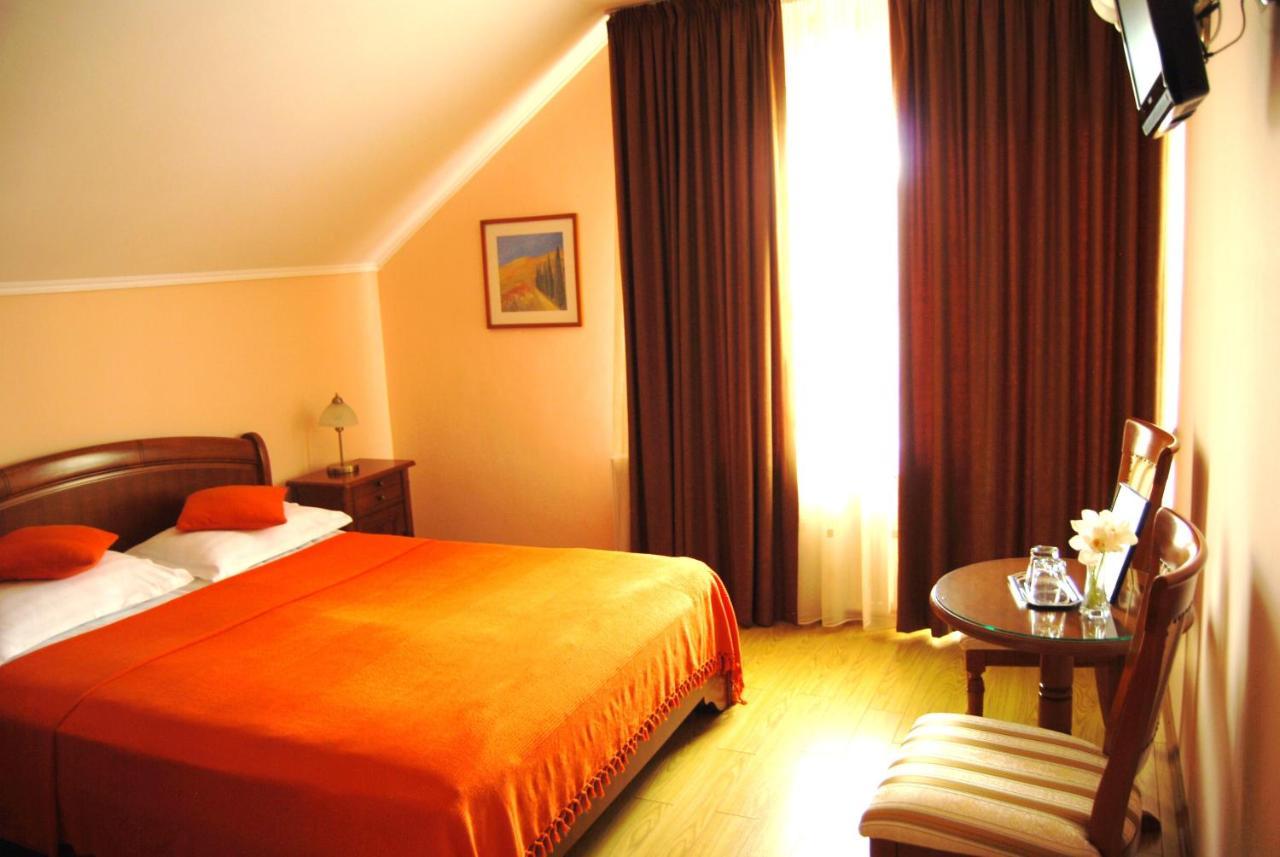 Hôtel Casa Rad à Sînmartin Chambre photo